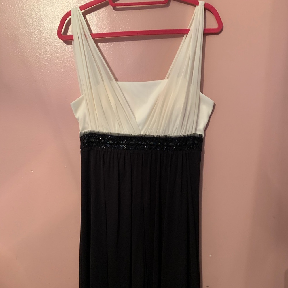 Black n’ White Dress